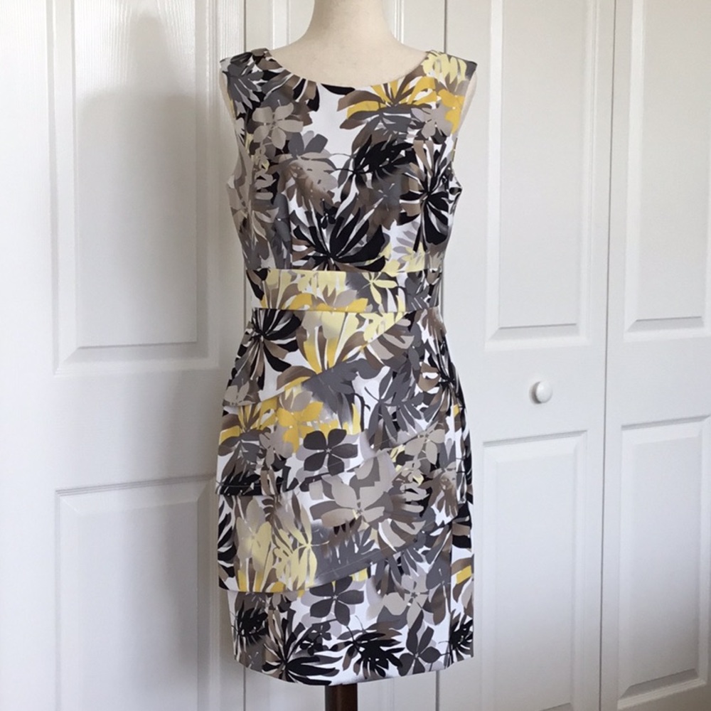 Great sleeveless dress